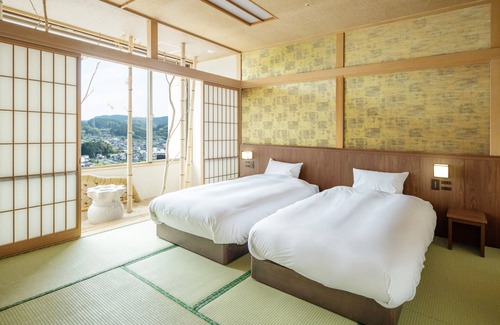 Ureshino Hotel | Experience Hotel Sakura Ureshino: Rated 9/10 with Hot Tub