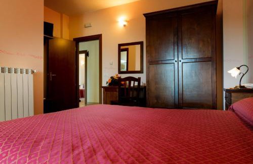 Specchia Hotel | Pet-Friendly Hotel Salento with Hot Tub & Breakfast Options