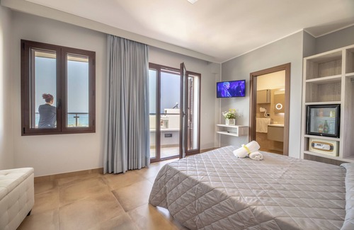 Torre San Giovanni Hotel | Discover Hotel Salento MirFran: Pool, Restaurant & High Ratings