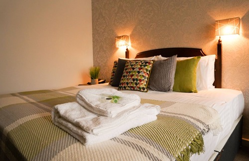 Jabalpur Hotel | Accessible Comfort at Hotel Samrat with Family-Friendly Amenities
