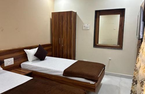 Jamnagar Hotel | Pet-Friendly Retreat at Hotel Samruddhi Residency