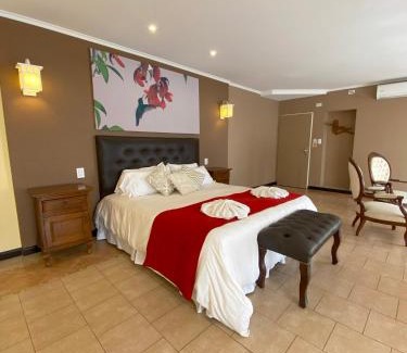 San Antonio de Areco Hotel | Exclusive Getaway at Hotel San Carlos: 4-Star Comfort Awaits