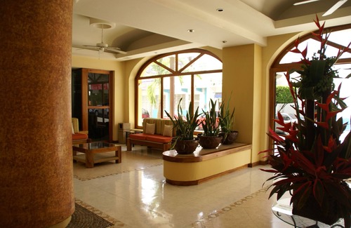 Tapachula Hotel | Relax at Hotel San Francisco with Pool and Spa Amenities
