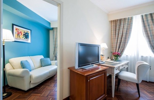 Crotone Hotel | Discover Hotel San Giorgio: 4-Star Stay with Pool & Spa