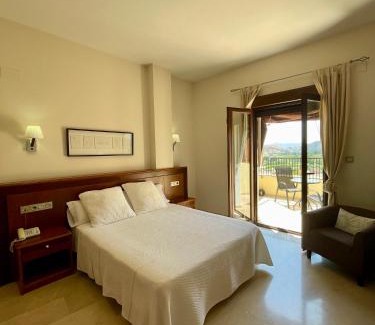 Ginete Hotel | Kid-Friendly Hotel San Sebastián Hospedería with Great Reviews