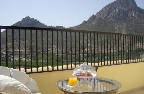 Ginete Hotel | Kid-Friendly Hotel San Sebastián Hospedería with Great Reviews