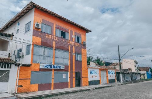 Sao Mateus Hotel | Budget-Friendly Hotel Sanches: Pet Friendly with Pool & Breakfast