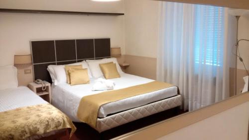 Rovereto Hotel | Discover Hotel Sant'Ilario: Oceanfront Retreat Awaits