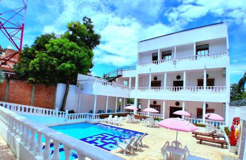 Santa Fe de Antioquia Hotel | Discover Hotel Santa Fe del Parque: Oceanfront & Pet-Friendly