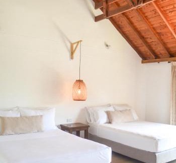 Pereira Hotel | Discover Hotel Santa Isabel: Pet-Friendly with Pool & Breakfast