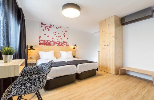 Fatima Hotel | Discover Hotel Santa Isabel: Family-Friendly Retreat