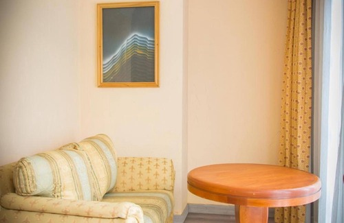 Santa Maria la Ribera Hotel | Relax at Hotel Santa María with Spa and Family Amenities