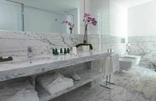 Fatima Hotel | Discover Hotel Santa Maria: 4-Star Stay with Great Amenities