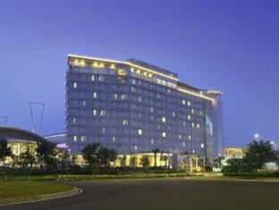 Bumi Serpong Damai Hotel | Experience Comfort at Hotel Santika Premiere ICE - BSD City
