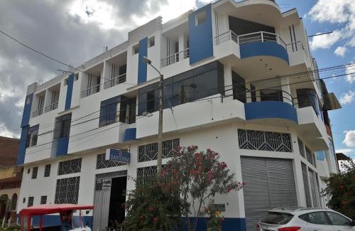 Jaen Hotel | Budget-Friendly Hotel Santorini with Breakfast & Family Amenities