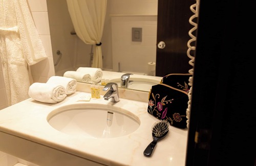 Fatima Hotel | Discover Hotel Sao Jose: 4-Star Comfort with Spa & Dining