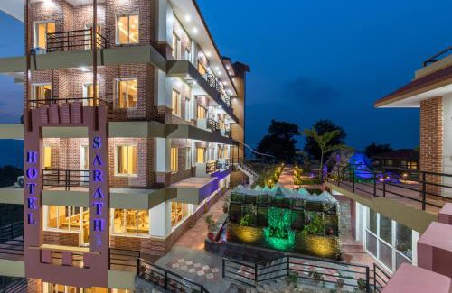 Dhulikhel Hotel | Inviting Hotel Sarathi: Enjoy Pool, Hot Tub & Delicious Breakfast