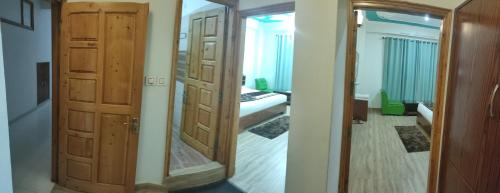 Shamshi Hotel | Experience Comfort at Hotel Sarla Regency with Hot Tub Access