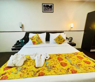 Vrindavan Hotel | Hotel Sarovar Prosperity