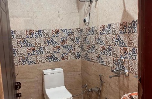 Sitapur Hotel | Family-Friendly Hotel Sarthak Villa with Breakfast Included