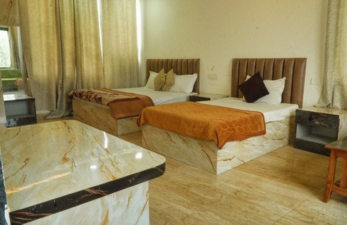 Jaunpur Hotel | Hotel satyam