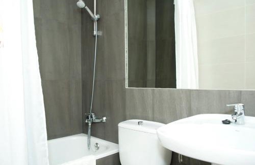 Zaragoza Old Town Hotel | Discover Hotel Sauce: Family-Friendly Stay with Great Reviews