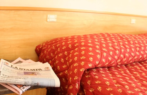 Ospedaletti Hotel | Family-Friendly Hotel Savoia with Restaurant and Breakfast