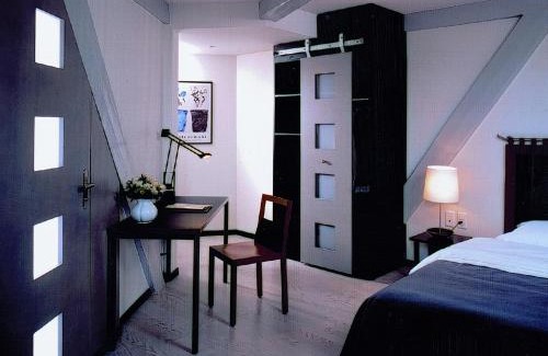 Niederdorf Hotel | Discover Hotel Scheuble: Pet-Friendly with Dining Options
