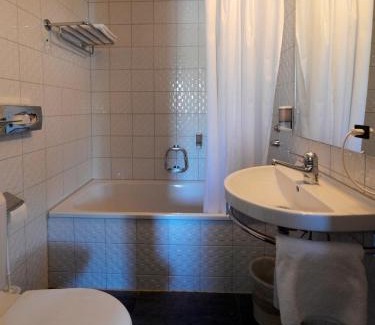 Niederdorf Hotel | Discover Hotel Scheuble: Pet-Friendly with Dining Options