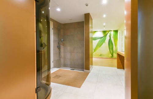 Innere Stadt Hotel | Elegant Hotel Schillerpark Linz with Spa and Restaurant