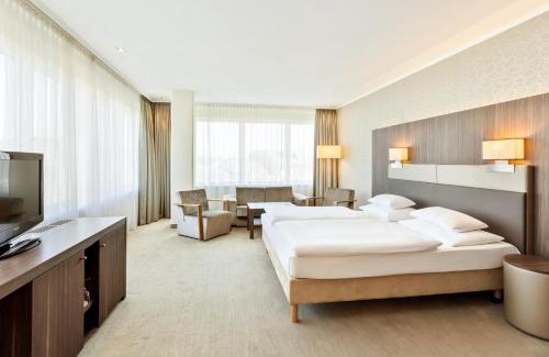 Innere Stadt Hotel | Explore Hotel Schillerpark Linz: 4-Star Comfort Awaits
