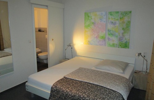 Hannoversch Munden Hotel | Discover Comfort at Hotel Schlafschön - Pet Friendly & Family-Ready