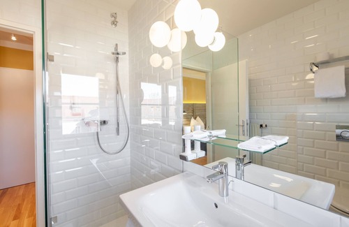 Leopoldskron-Moos Hotel | Experience Elegance at Hotel Schloss Leopoldskron - 9.2 Rating