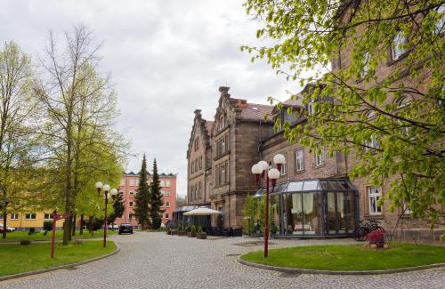 Nebra Hotel | Discover Comfort at Hotel Schloss Nebra with Spa & Dining
