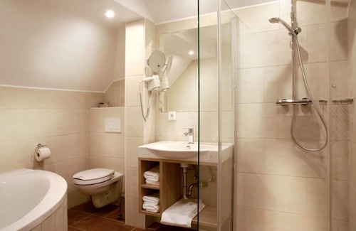 Enzklosterle Hotel | Discover Hotel Schwarzwaldhof: Family-Friendly Getaway