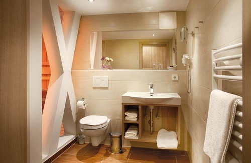 Enzklosterle Hotel | Discover Hotel Schwarzwaldhof: Family-Friendly Getaway
