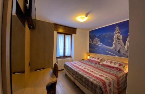 Temu Hotel | Relaxing Retreat at Hotel Sciatori with Spa & Hot Tub