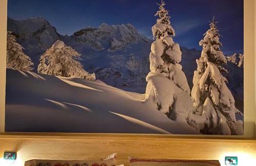 Temu Hotel | Relaxing Retreat at Hotel Sciatori with Spa & Hot Tub