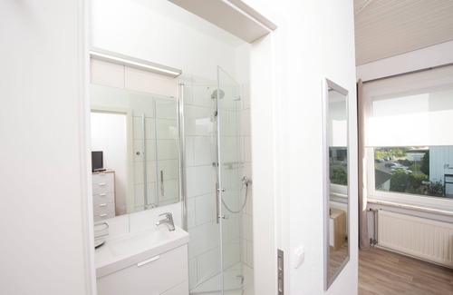 Groemitz Hotel | Inviting Hotel Seebrise Grömitz: Child-Friendly & Breakfast Included