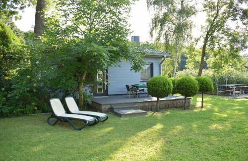 Gross Koeris Hotel | Inviting Hotel Seeschlösschen: Family-Friendly & Accessible