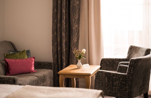 Ischgl Hotel | Discover Hotel Seespitz: 4-Star Getaway with Spa & Dining