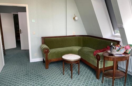 Ploen Hotel | Unforgettable Stay at Hotel Seeufer with Restaurant & Breakfast