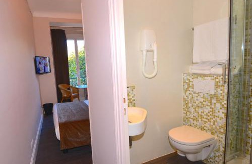 Beaulieu-sur-Mer Hotel | Pet-Friendly Retreat at Hotel Select - Rated 9/10 by Guests