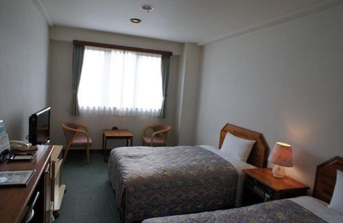 Higashimurayama Hotel | Discover Hotel Sentpia: Family-Friendly with Breakfast Included
