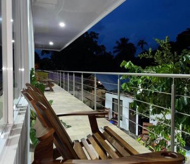 Tortuguero Hotel | Discover Hotel Serendipity: 4-Star Retreat with Dining