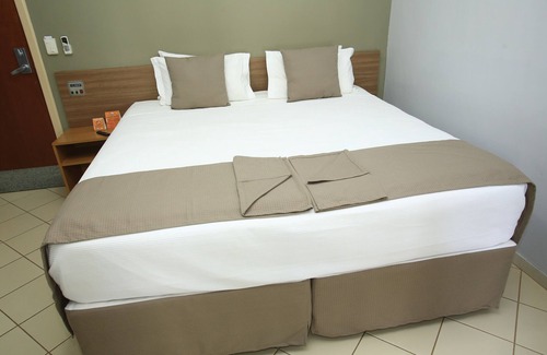 Aruana Hotel | Family-Friendly Hotel Sesi Aruanã with Ocean View & Pool