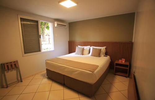 Aruana Hotel | Pet-Friendly Hotel Sesi Aruana with Pool and Ocean Views