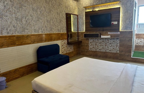 Mahoba Hotel | Hotel Seven Apple