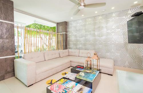 Monteria Hotel | Family-Friendly Hotel Ayenda Seven with Tasty Breakfast