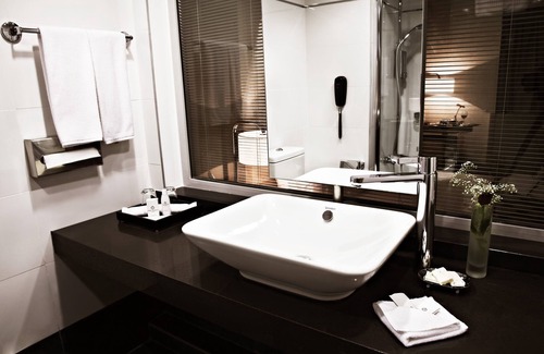 Seyhan Hotel | Delightful Hotel Seyhan: 5-Star Stay with Pool & Spa